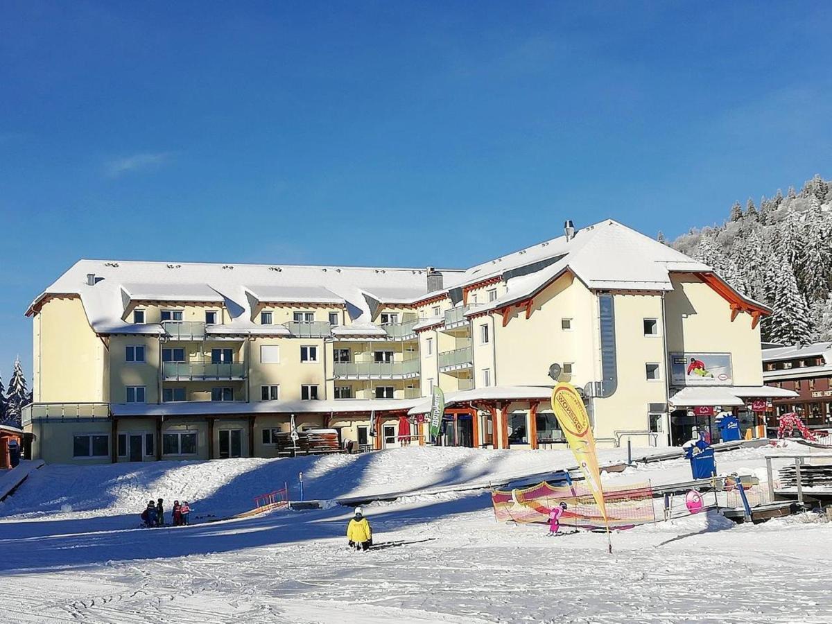 Blackforest Lounge direkt an der Skipiste, Ski in&Ski out, Skischule im Haus, Startpunkt für Wanderungen Feldberg  Exterior foto